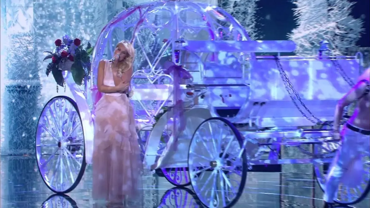 2017 sang DSDS-Kandidatin Chanelle Wyrsch das Aschenbrödel-Lied in der dritten Mottoshow - und auch, wenn es am Ende leider nicht ganz reichte, war es für Dieter Bohlen der beste Auftritt des Abends