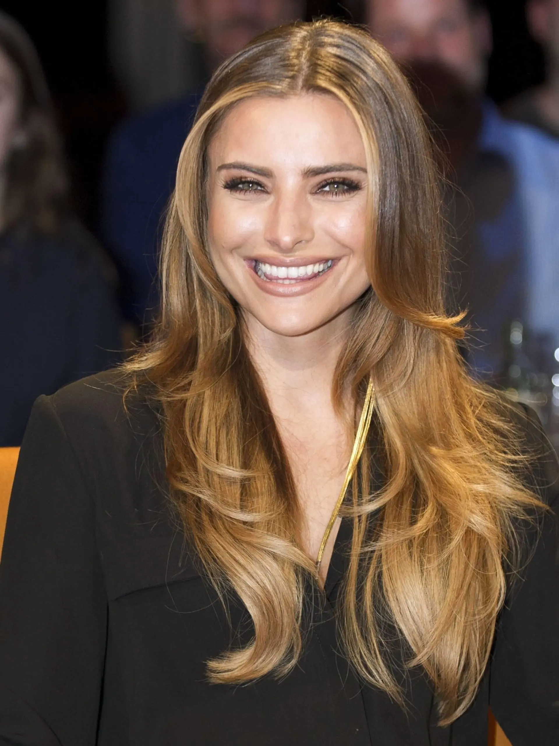  3nach9 Talkshow im Bild: Sophia Tomalla Schauspielerin Als Kind zweier Schauspieler groß geworden, verspürte Sophia Thomalla schon früh den Wunsch, auch diesen Beruf anzunehmen. Als 15-Jährige erhielt sie ihre erste TV-Rolle, studierte anschließend und ist seitdem u. a. auch als TV-Moderatorin und Jurorin tätig. Über die Bedeutung von Tattoos, ihr Verhältnis zu Mutter Simone und neue berufliche Projekte, berichtet die 27-Jährige bei 3nach9. DEU, Bremen, Radio Bremen, 3nach9, 31.03.2017,