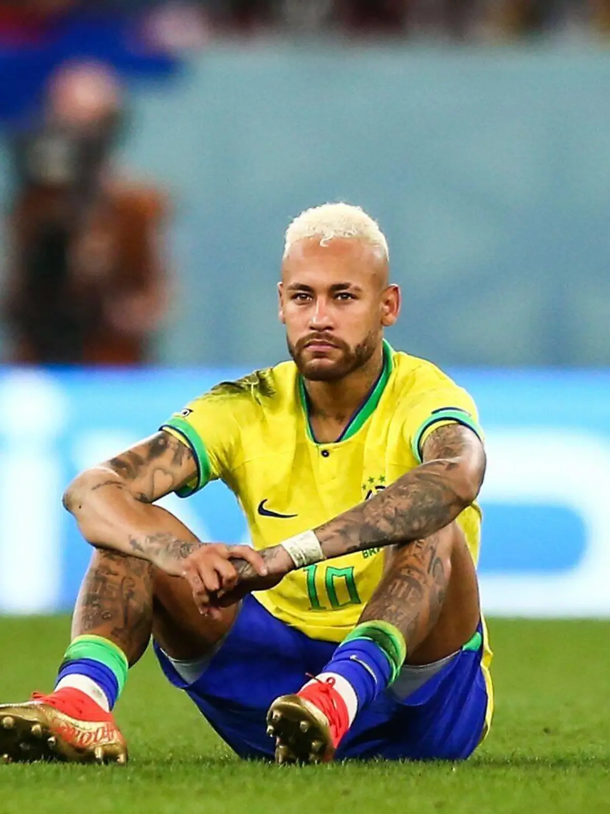  Mandatory Credit: Photo by Michael Zemanek/Shutterstock 13655744ei Neymar of Brazil looks dejected at the end of the game Croatia v Brazil, FIFA World Cup, WM, Weltmeisterschaft, Fussball 2022, Quarter Final, Football, Education City Stadium, Doha, Qatar - 09 Dec 2022 Editorial Use Only Croatia v Brazil, FIFA World Cup 2022, Quarter Final, Football, Education City Stadium, Doha, Qatar - 09 Dec 2022 Editorial Use Only PUBLICATIONxINxGERxSUIxAUTxHUNxGRExMLTxCYPxROUxBULxUAExKSAxONLY Copyright: xMichaelxZemanek/Shutterstockx 13655744ei