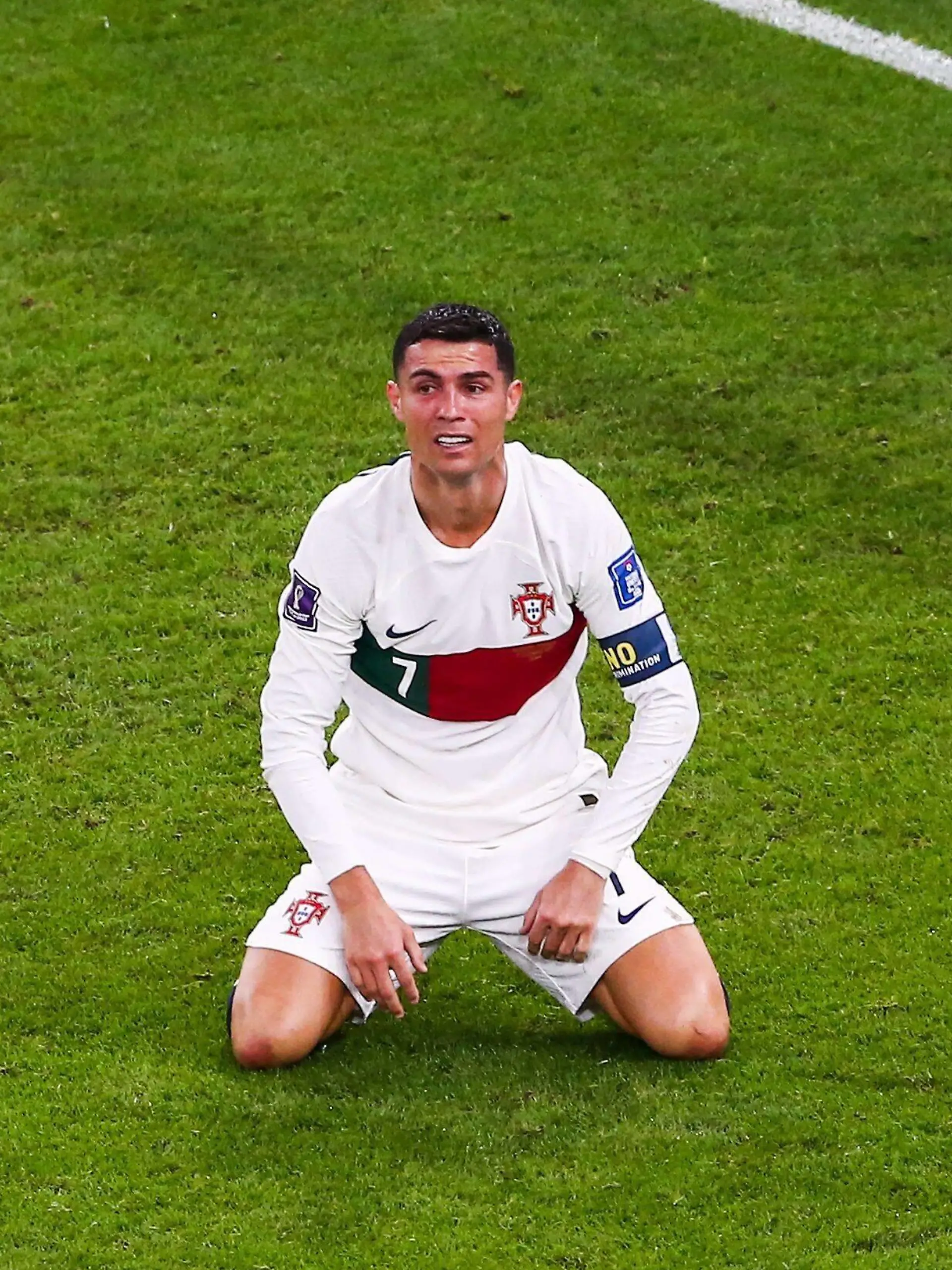 Mandatory Credit: Photo by Michael Zemanek/Shutterstock 13655764dc Cristiano Ronaldo of Portugal looks dejected at full-time progressing to the Semi Finals Morocco v Portugal, FIFA World Cup, WM, Weltmeisterschaft, Fussball 2022, Quarter Final, Football, Al Thumama Stadium, Doha, Qatar - 10 Dec 2022 Editorial Use Only Morocco v Portugal, FIFA World Cup 2022, Quarter Final, Football, Al Thumama Stadium, Doha, Qatar - 10 Dec 2022 Editorial Use Only PUBLICATIONxINxGERxSUIxAUTxHUNxGRExMLTxCYPxROUxBULxUAExKSAxONLY Copyright: xMichaelxZemanek/Shutterstockx 13655764dc 