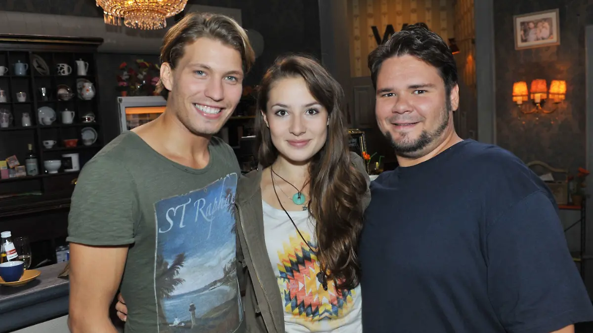 V.li.: Raul Richter (spielt Dominik Gerner), Adriana Möbius (spielt Julie Moreau) und Thomas Drechsel (spielt Max "Tuner" Krüger)