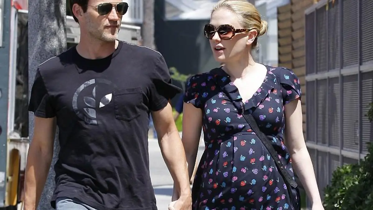 Die beiden 'True Blood'-Stars Anna Paquin und Stephen Moyer freuen sich auf Zwillinge