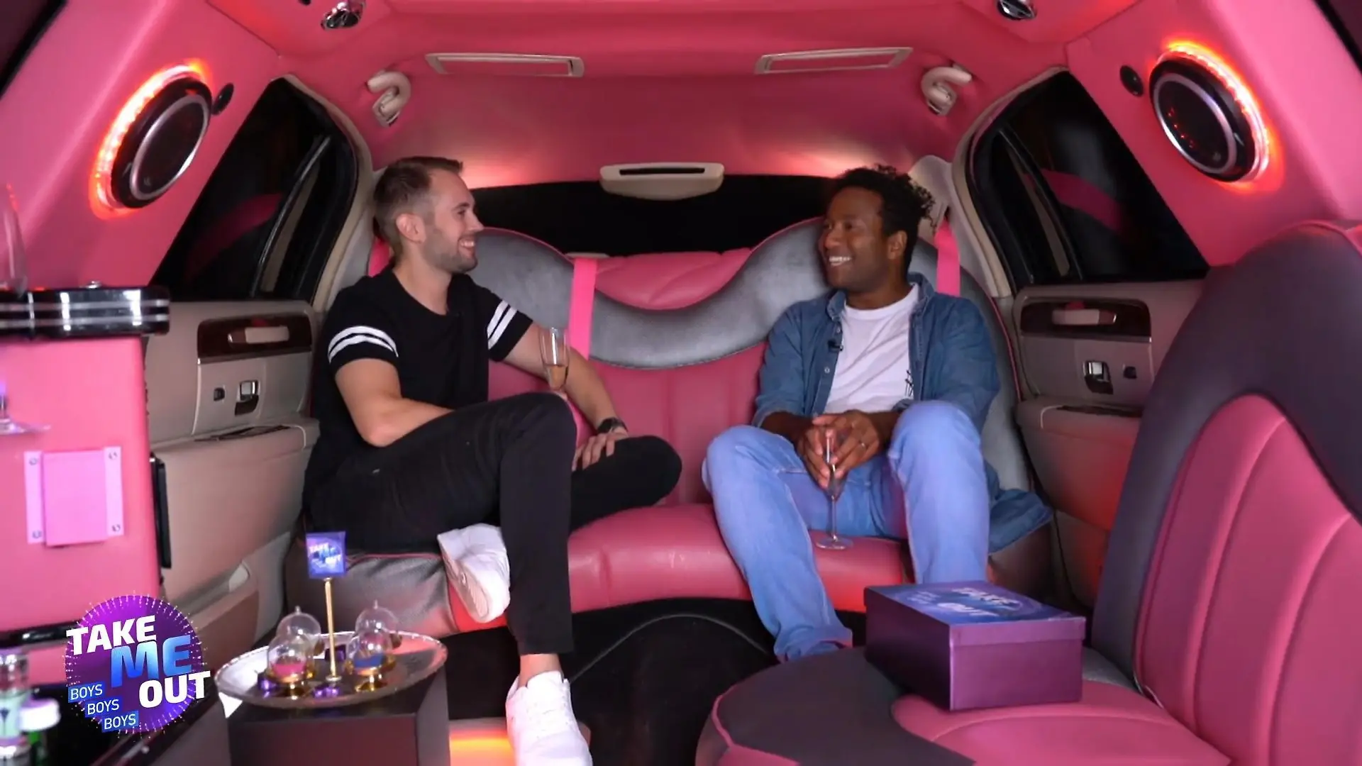 Wiedersehen nicht ausgeschlossen! Die beiden "Take Me Out"-Boys Leon und Kilian verstehen sich prächtig