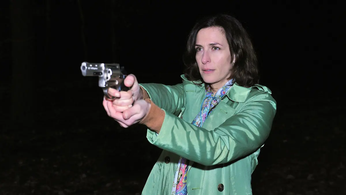 Katrin (Ulrike Frank) gelingt es Carstensen in die Flucht zu schlagen.