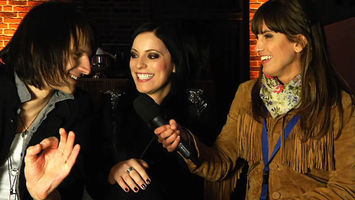 Isabell Horn interviewt Silbermond  Silbermond beim GZSZ-Musikfestival