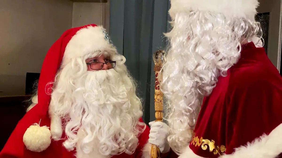 RTL Reporter Marius Olion als Weihnachtsmann