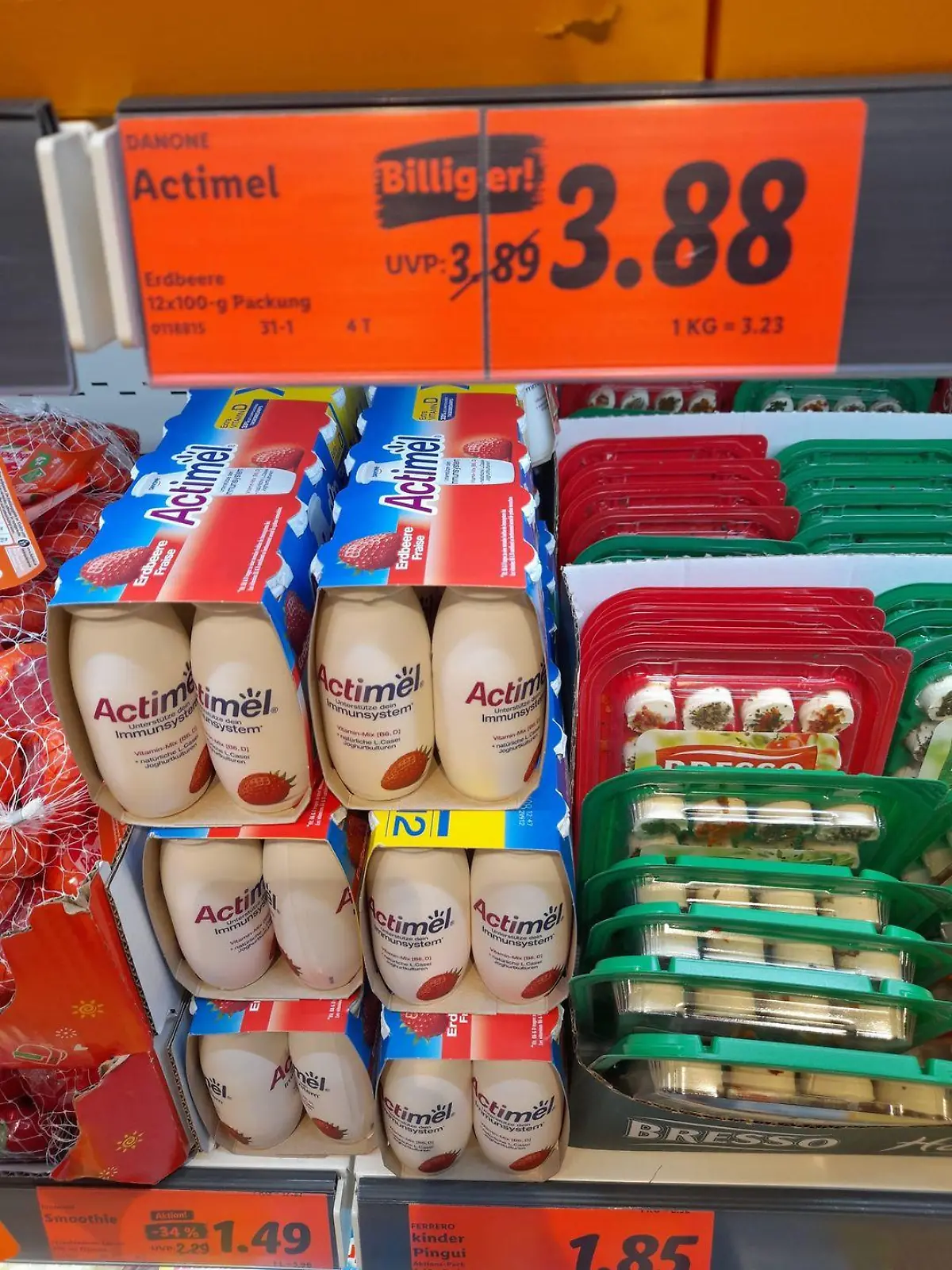 Danone Actimel "Billiger!" bei Lidl - für 3,88 Euro statt 3,89 Euro.