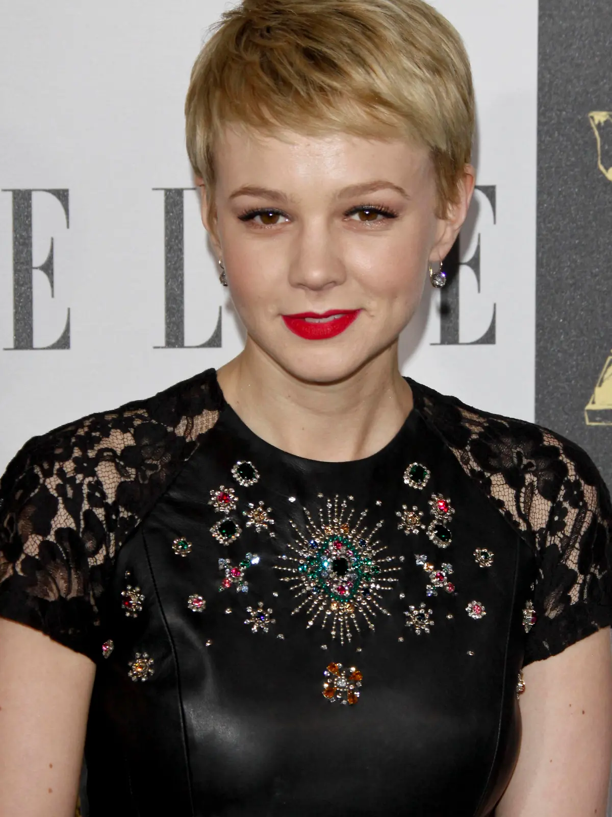 British actress Carey Mulligan arrives at the 25th Annual Film Independent Spirit Awards in front of Nokia Theatre in Los Angeles, USA on 05 March 2010. The Spirit Awards will award for independent film productions. Photo: Hubert Boesl