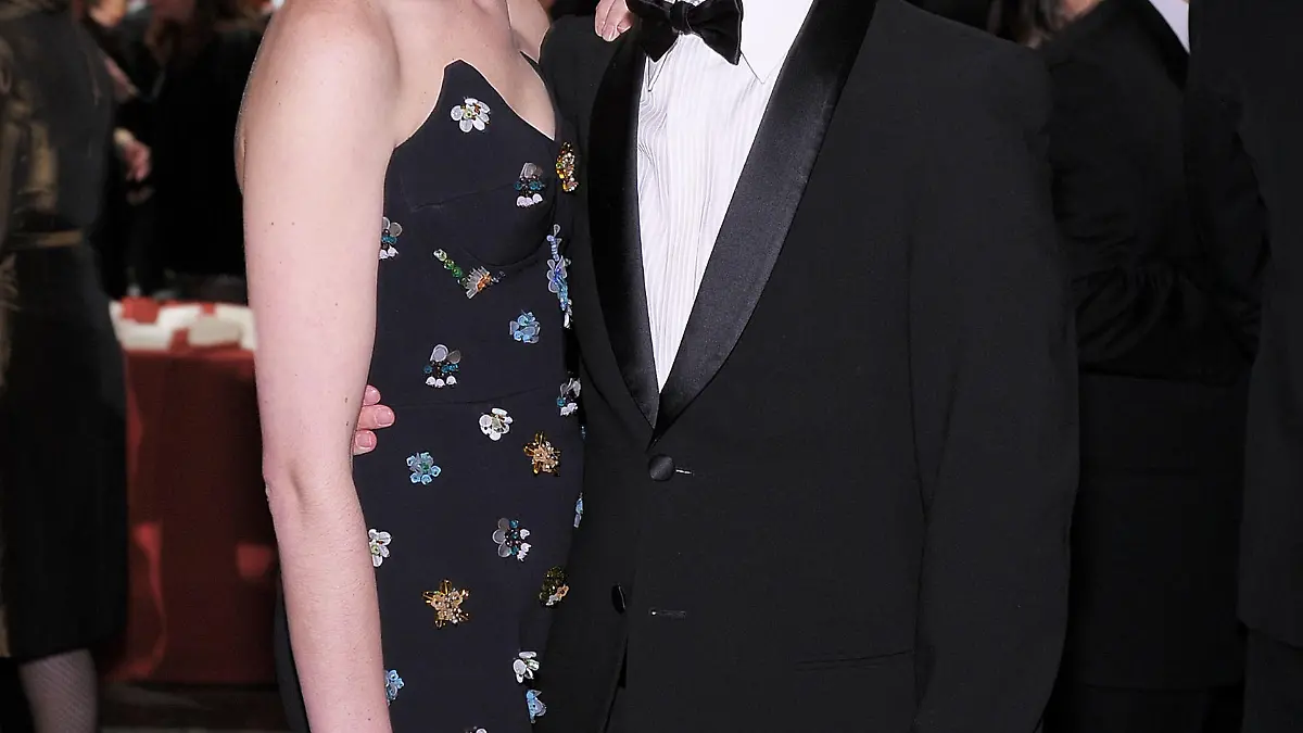 NEW YORK - NOVEMBER 18: Actress Anne Hathaway and Adam Shulman attend the American Museum of Natural History's 2010 Museum Gala at the American Museum of Natural History on November 18, 2010 in New York City. (Photo by Michael Loccisano/Getty Images)