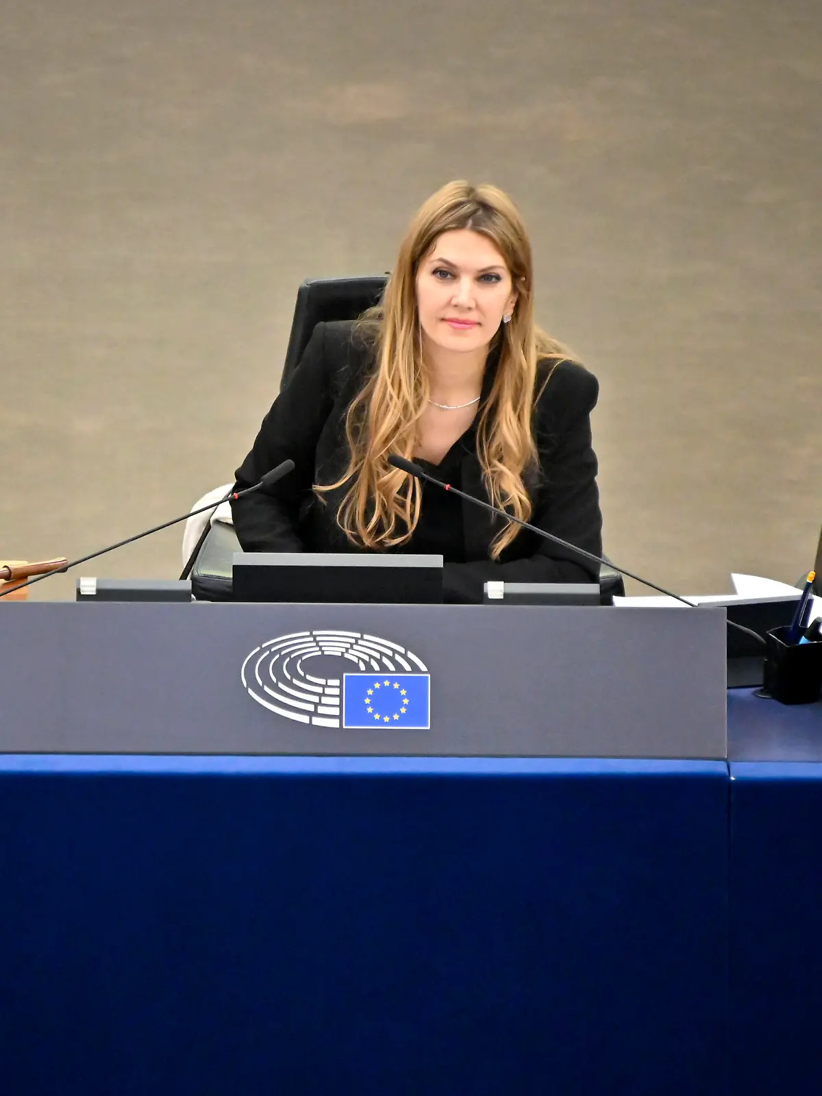 Eva Kaili bei einer Plenartagung über die Lage in Afghanistan, insbesondere die Lage der Frauenrechte im Plenarsaal des Europäischen Parlaments. Straßburg, 05.04.2022