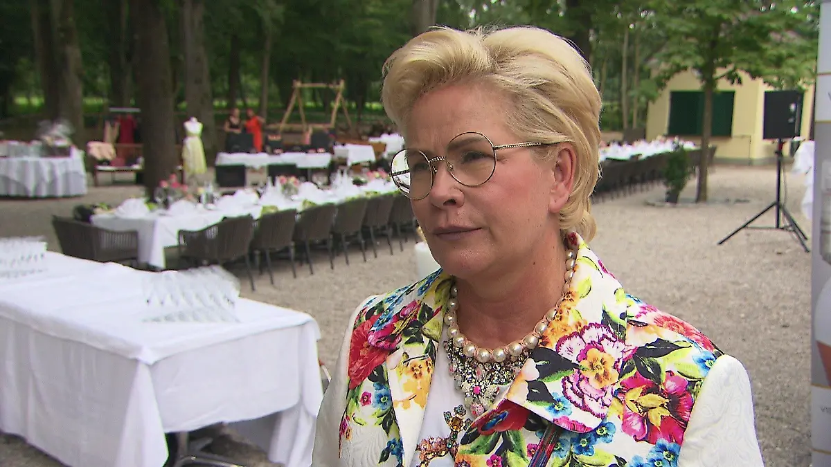 Claudia Effenberg wäre ohne ihren Mann pleite Wegen Corona