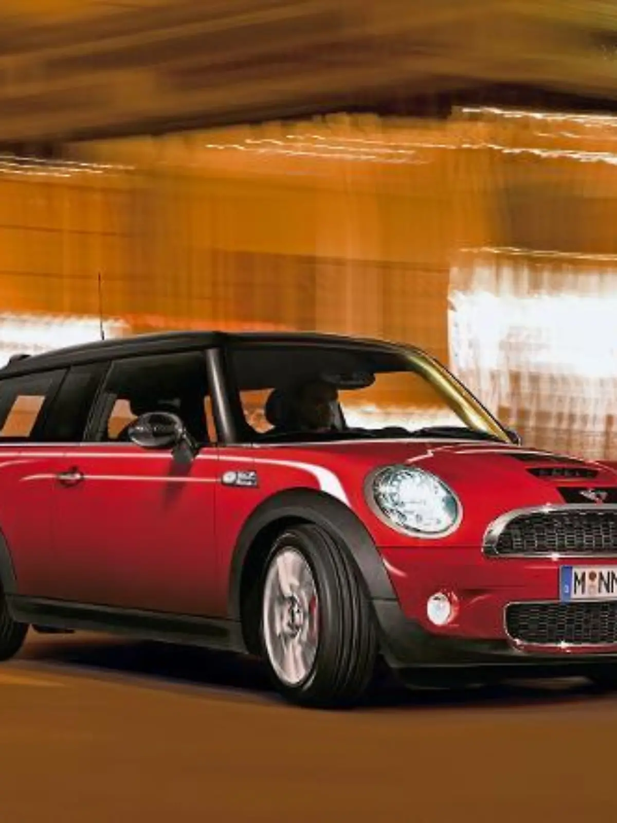 Zum Themendienst-Bericht "Auto/Hersteller/Messen/" vom 25. Februar: Neue Topversion: BMW hat den Mini Clubman vom Werkstuner John Cooper Works überarbeiten lassen. (Die Veröffentlichung ist für dpa-Themendienst-Bezieher honorarfrei.Quellenhinweis: "BMW/dpa/tmn") +++ +++