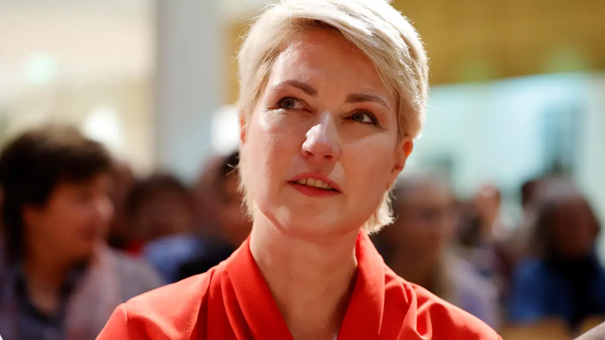 Manuela Schwesig, Ministerpräsidentin des Landes Mecklenburg- Vorpommern., Deutschland, Berlin, SPD, Regine-Hildebrandt-Preis, Verleihung der Preise 2020-2022 *** Manuela Schwesig, Prime Minister of Mecklenburg-Western Pomerania , Germany, Berlin, SPD, Regine Hildebrandt Award, Award 2020 2022