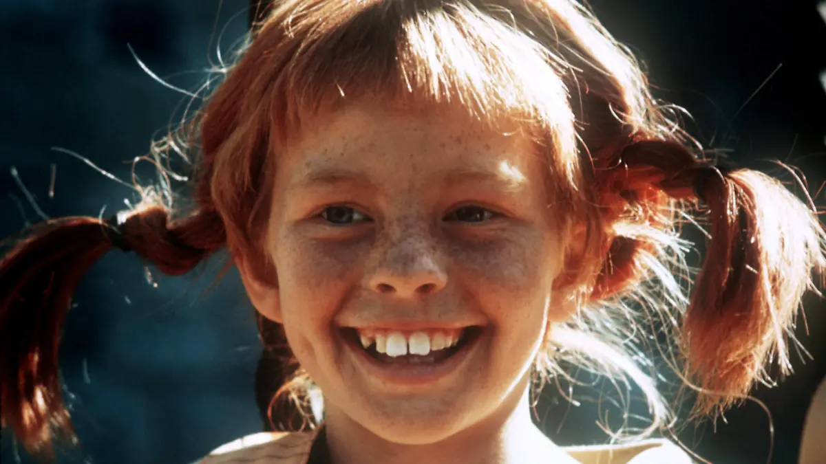 Die schwedische Jungschauspielerin Inger Nilssosn als Pippi Langstrumpf in dem gleichnamigen Kinderfilm nach einem Buch der schwedischen Schriftstellerin Astrid Lindgren. (Aufnahme vom März 1969).