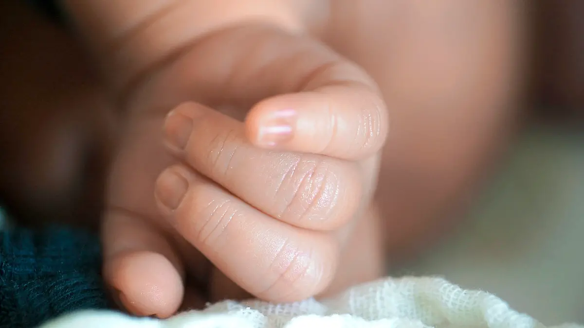 Babyhand || Modellfreigabe vorhanden