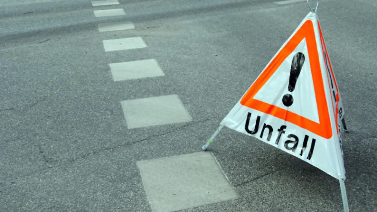 unbekannt