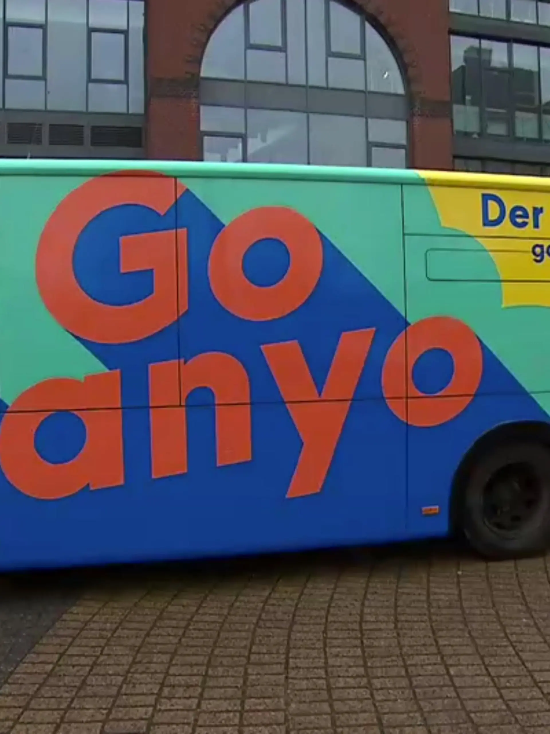 Der Duschbus "Go Banyo" fährt seit 2019 durch Hamburg