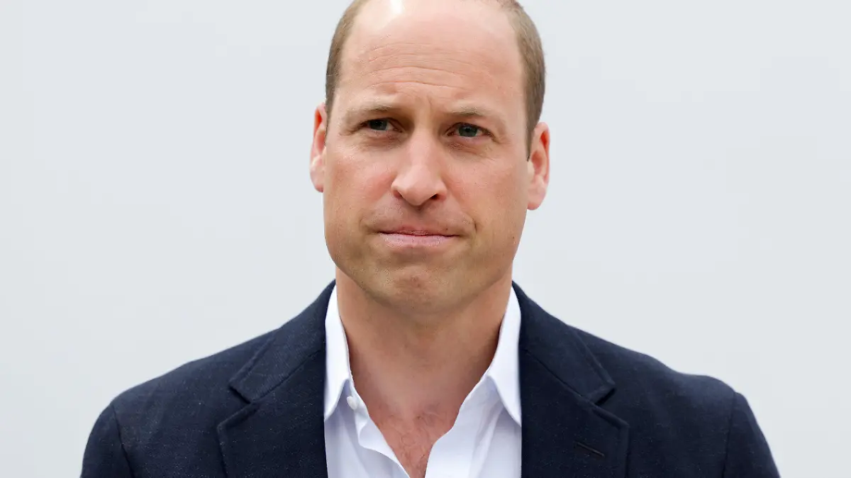 26.06.2023, Großbritannien, London: William, Prinz von Wales, besucht das Mosaic Clubhouse, das Menschen mit psychischen Erkrankungen unterstützt. Dies ist Teil seiner Reise durch das Vereinigte Königreich, um ein Projekt zur Beendigung von Obdachlosigkeit zu starten. Foto: Chris Jackson/PA Wire/dpa +++ dpa-Bildfunk +++