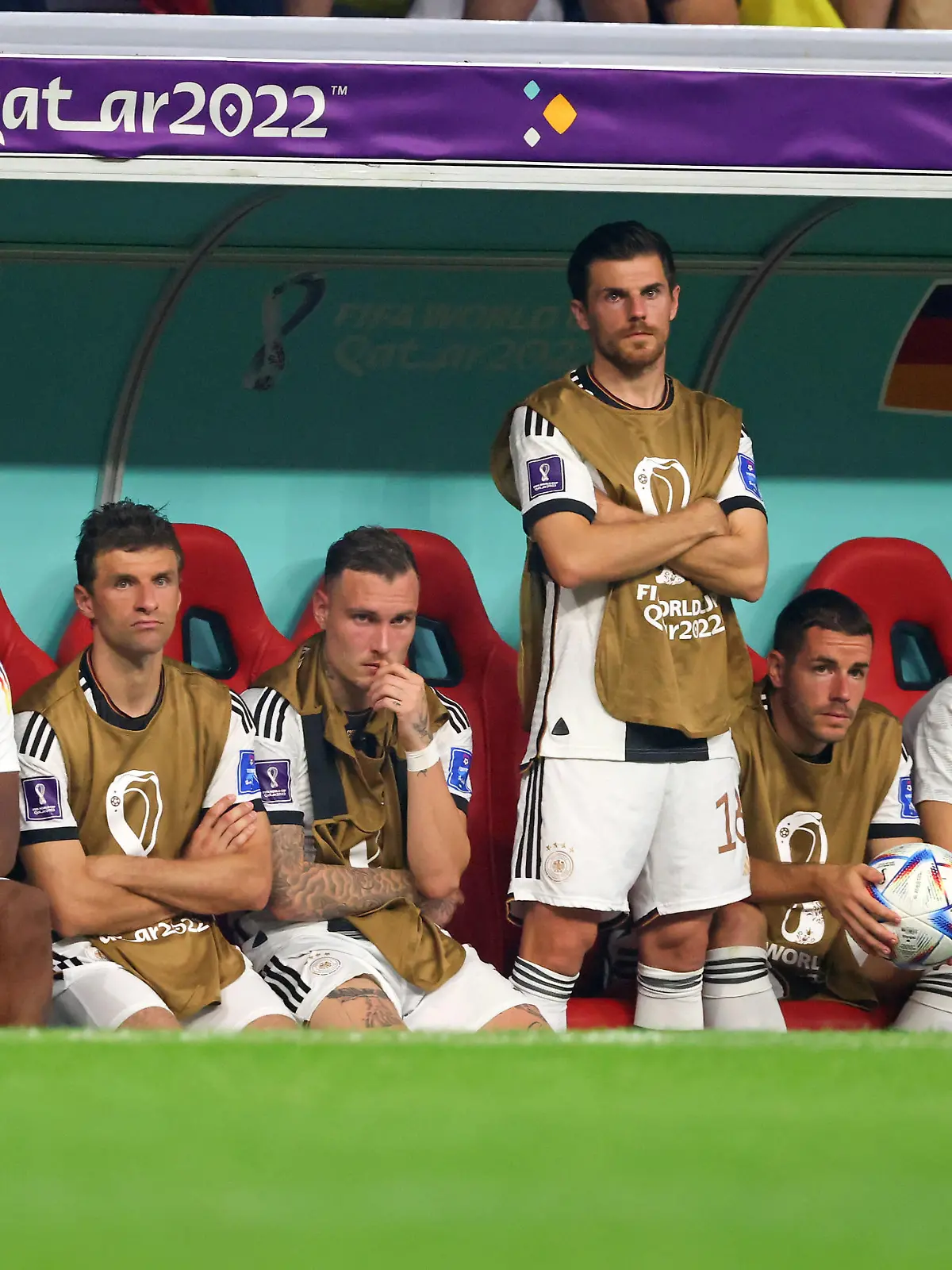 FIFA World Cup Qatar 2022 Group E match between Costa Rica and Germany at Al Bayt Stadium on December 01, 2022 in Al Khor, Qatar. Costa Rica Deutschland enttäuscht nach dem Ausscheiden deutsche Bank Ilkay Guendogan of Germany Youssoufa Moukoko of Germany Armel Bella Kotchap of Germany Thomas Mueller of Germany David Raum of Germany Jonas Hofmann of Germany Christian Guenter of Germany Leon Goretzka of Germany Niklas Suele of Germany Fussball WM 2022 in Qatar FIFA Football World Cup 2022 Copyright by : sampics Photographie