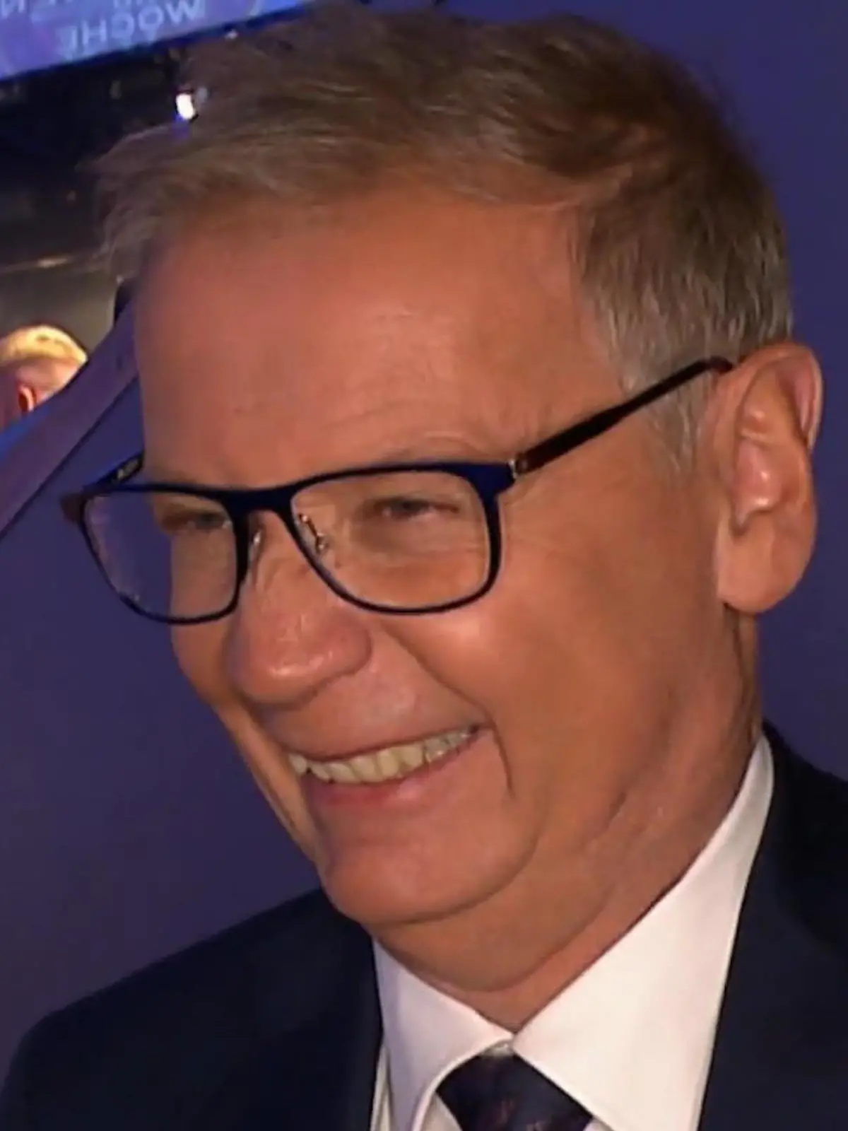 Auf einmal doch geduzt statt gesiezt?! "Wer wird Millionär?"-Moderator Günther Jauch erklärt, wie das passieren konnte