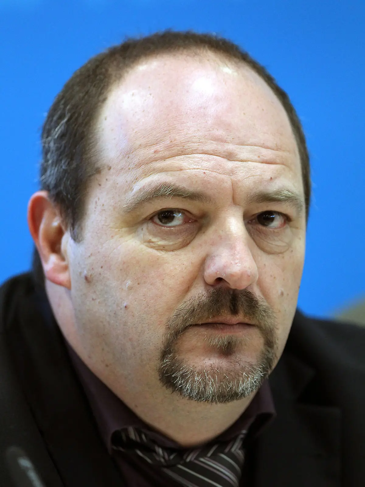 Der Leiter der SoKo "Mirco" Ingo Thiel äußert sich am Freitag (28.01.2011) in Mönchengladbach zur Festnahme eines Tatverdächtigen im Fall des verschwundenen Mirco aus dem niederrheinischen Grefrath. Foto: Oliver Berg dpa/lnw  +++(c) dpa - Bildfunk+++