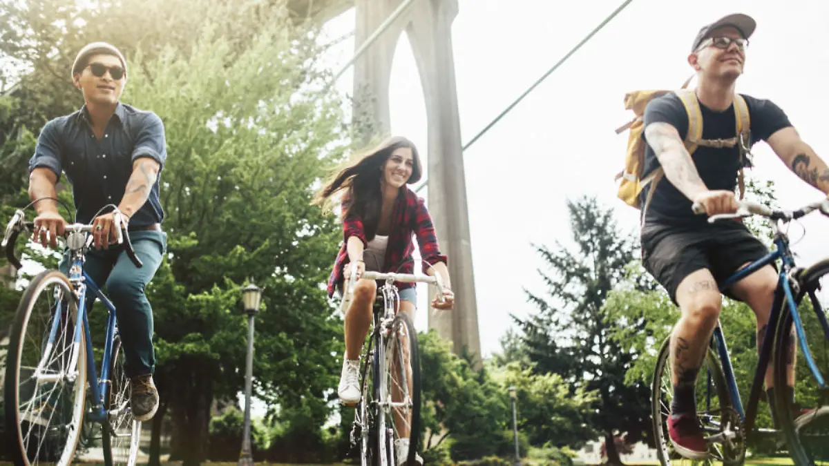 Gut zu wissen - diese Regeln gelten für Fahrradfahrer Was dürfen wir auf dem Drahtesel?