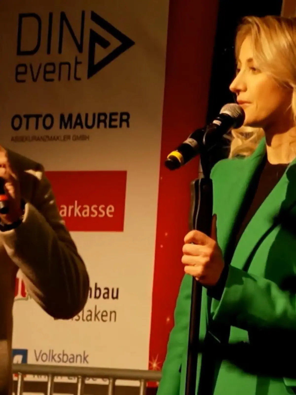 Bild zu: "Anna-Carina Woitschack trägt ihren Ehering nicht mehr"