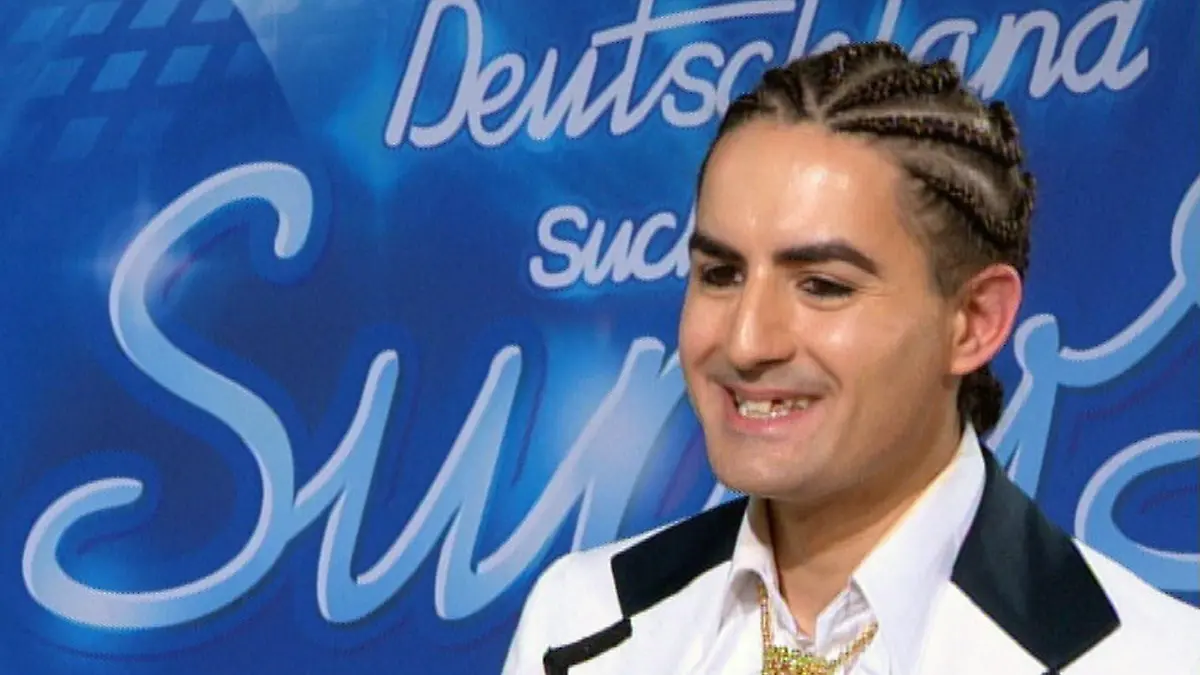 Menderes Bagci (26) aus Langenfeld.         Das Erstellen von Bildergalerien ist verboten! Verwendung der Bilder für Online-Medien ausschließlich mit folgender Verlinkung: "Alle Infos zu "Deutschland sucht den Superstar" im Special bei RTL.de: www.rtl.de/cms/unterhaltung/superstar.html