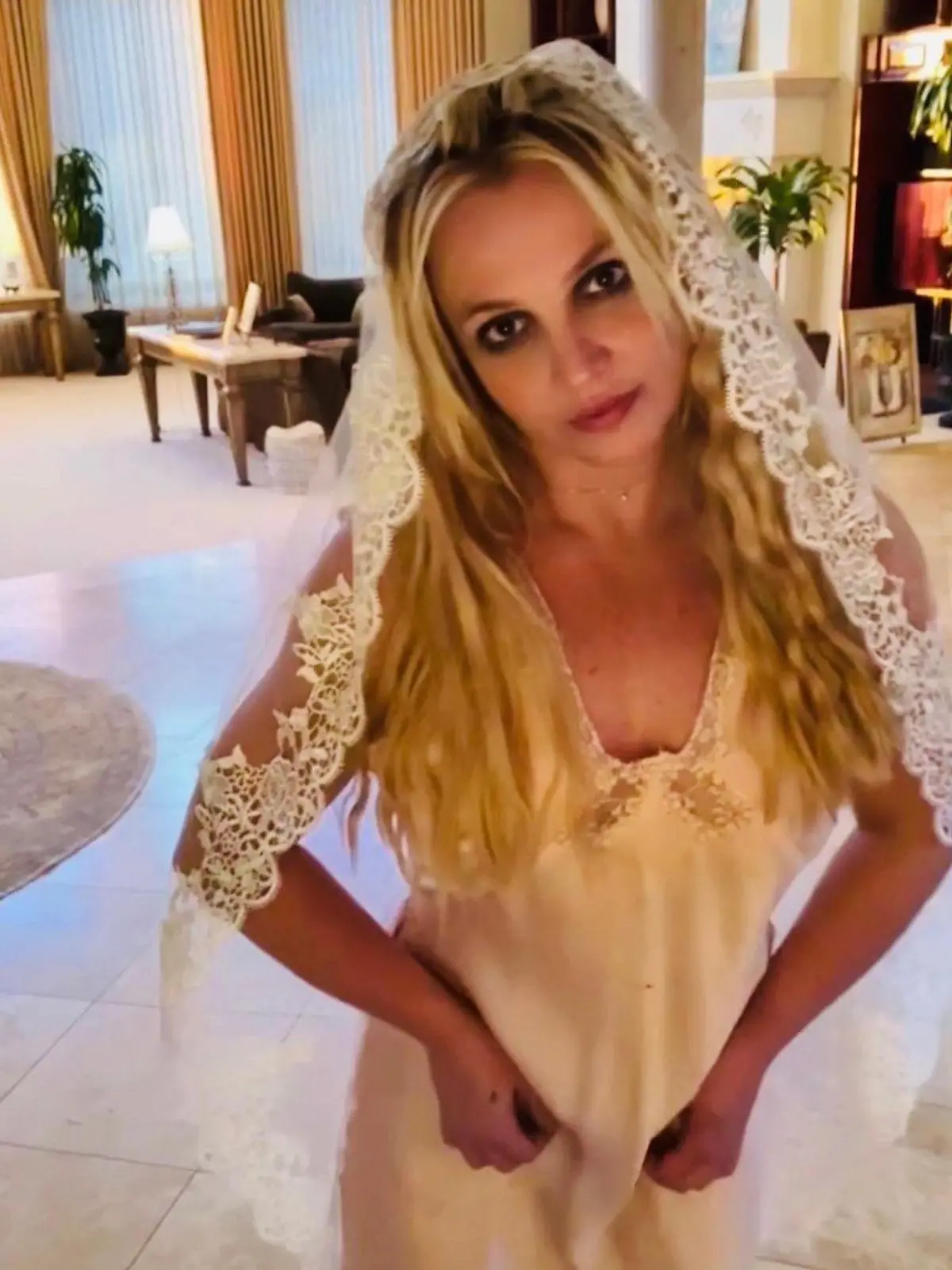 Britney Spears im Brautlook