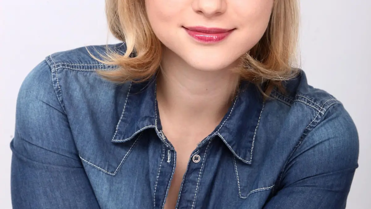 Julia Engelmann spielt Franziska Steinkamp