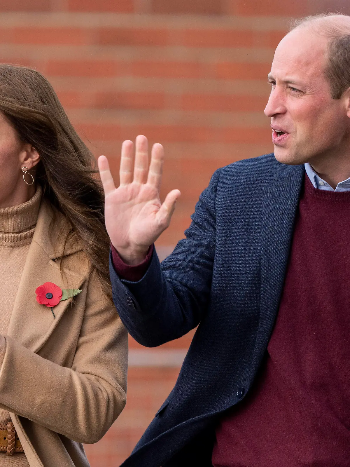  UK: Le prince et la princesse de Galles a Scarborough. PAP01112617 3 November 2022. The Prince and Princess of Wales visit Scarborough to launch funding to support young peoples mental health, in a collaboration spearheaded by the Royal Foundation. Prince William and Catherine, Princess of Wales, will also see first-hand how community organisations are rallying to help those who are struggling with the rising cost of living. Credit: GoffPhotos.com Ref: KGC-178 285675 2022-11-03 Scarborough Royaume Uni Duchesse Catherine Kate de Cambridge Middleton Angleterre PUBLICATIONxINxGERxAUTxONLY Copyright: xPapixsx/xStarfacex STAR_285675_008
