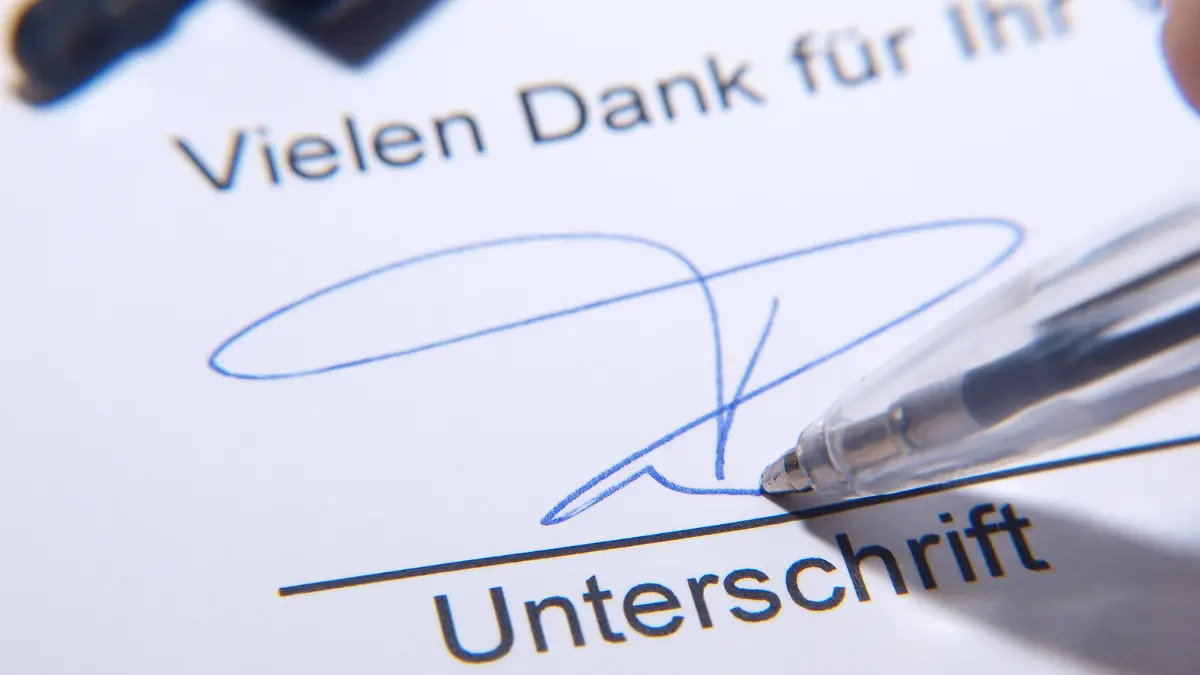 vertrag unterschrift