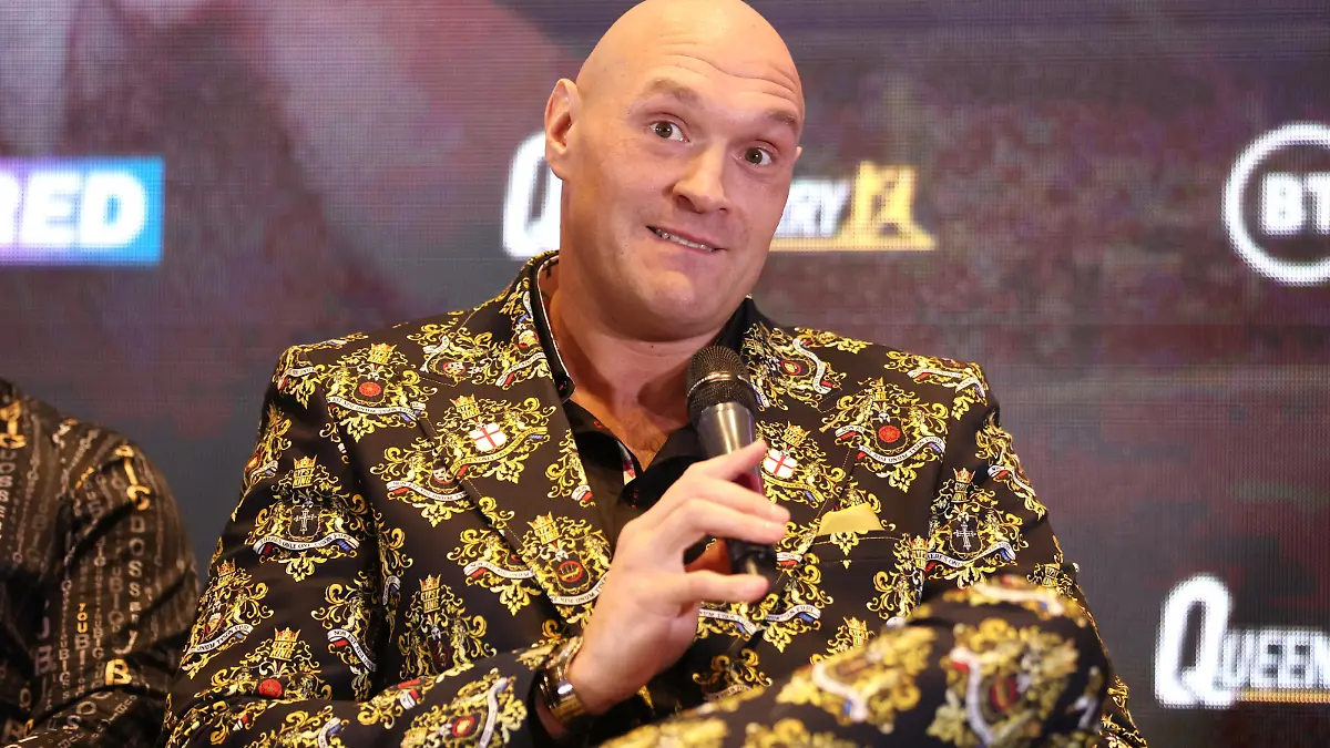 LONDON, ENGLAND - DECEMBER 01: Tyson Fury speaks during the Tyson Fury v Derek Chisora: Press Conference at Tottenham Hotspur Stadium on December 01, 2022 in London, England. (Photo by Warren Little/Getty Images)