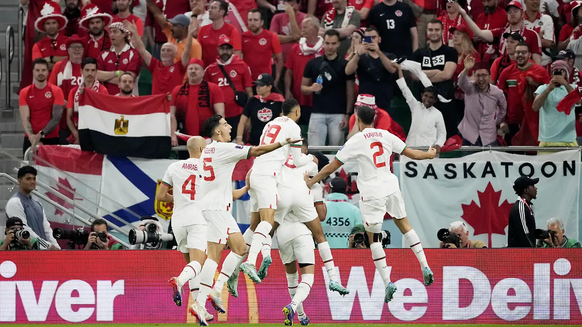  Mandatory Credit: Photo by Dave Shopland/Shutterstock 13640369y Hakim Ziyech of Morocco celebrates scoring the opening goal. Canada v Morocco, FIFA World Cup, WM, Weltmeisterschaft, Fussball 2022, Group F, Football, Al Thumama Stadium, Doha, Qatar - 01 Dec 2022 Editorial Use Only Canada v Morocco, FIFA World Cup 2022, Group F, Football, Al Thumama Stadium, Doha, Qatar - 01 Dec 2022 Editorial Use Only PUBLICATIONxINxGERxSUIxAUTxHUNxGRExMLTxCYPxROUxBULxUAExKSAxONLY Copyright: xDavexShopland/Shutterstockx 13640369y