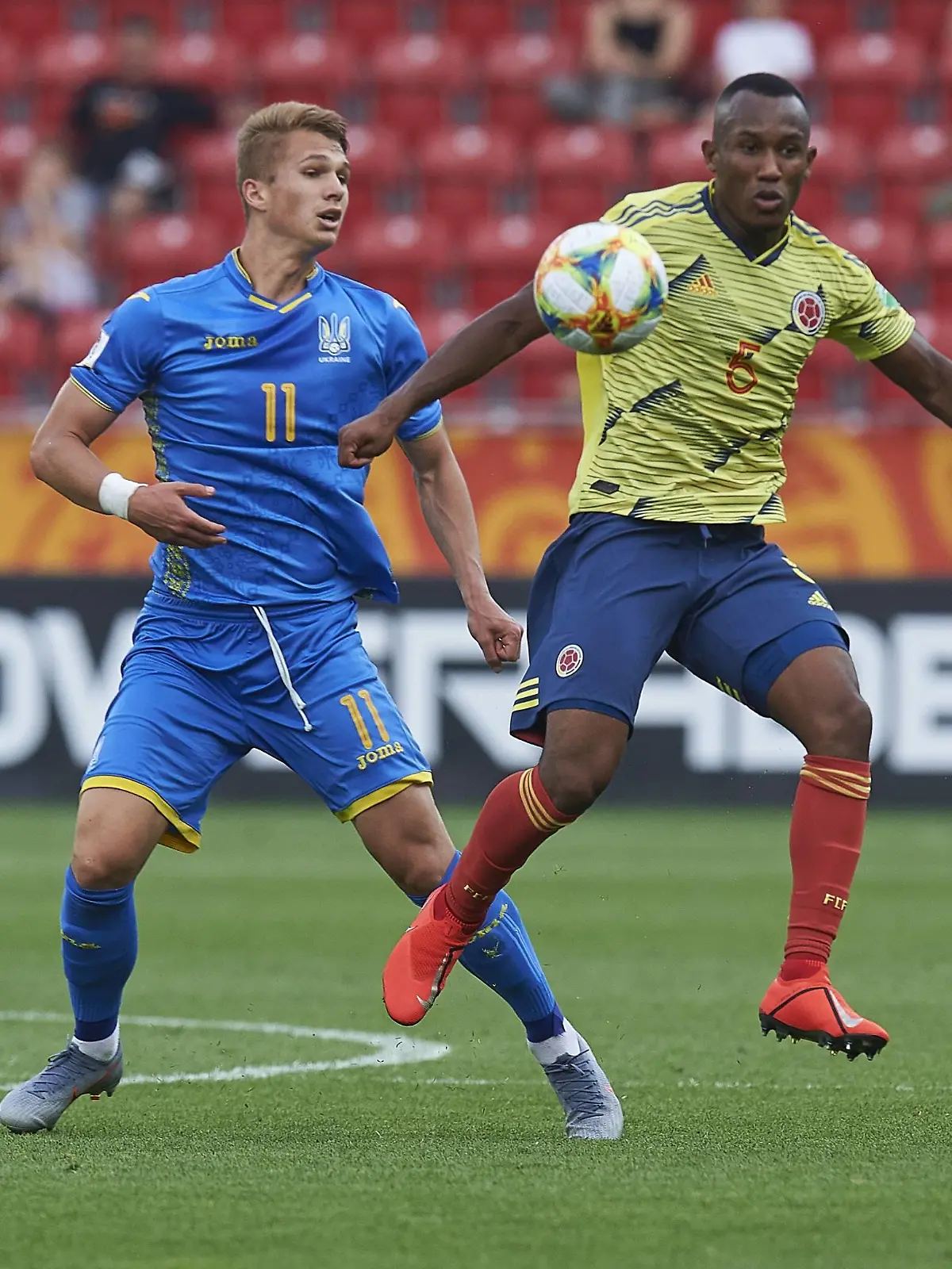 07.06.2019 LODZ, STADION WIDZEW PILKA NOZNA (FOOTBALL) MISTRZOSTWA SWIATA W PILCE NOZNEJ DO LAT 20 ( FIFA UNDER 20 WORLD CUP) MECZ (GAME) KOLUMBIADMYTRO RIZNYK - UKRAINA U20( COLUMBIA - UKRAINE ) NZ VLADYSLAV SUPRIAHA, ANDRES BALANTA FOTO RADOSLAW JOZWIAK / CYFRASPORT / NEWSPIX.PL --- Newspix.pl PUBLICATIONxNOTxINxPOL _RAD3431  