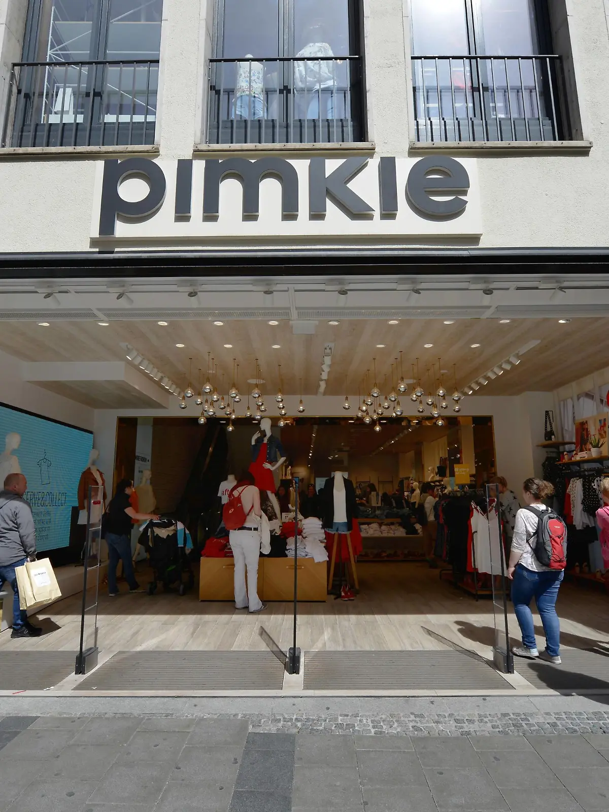  Pimkie, Kaufingerstrasse, Muenchen, Bayern, Deutschland *** Pimkie Kaufingerstrasse Muenchen Bavaria Germany