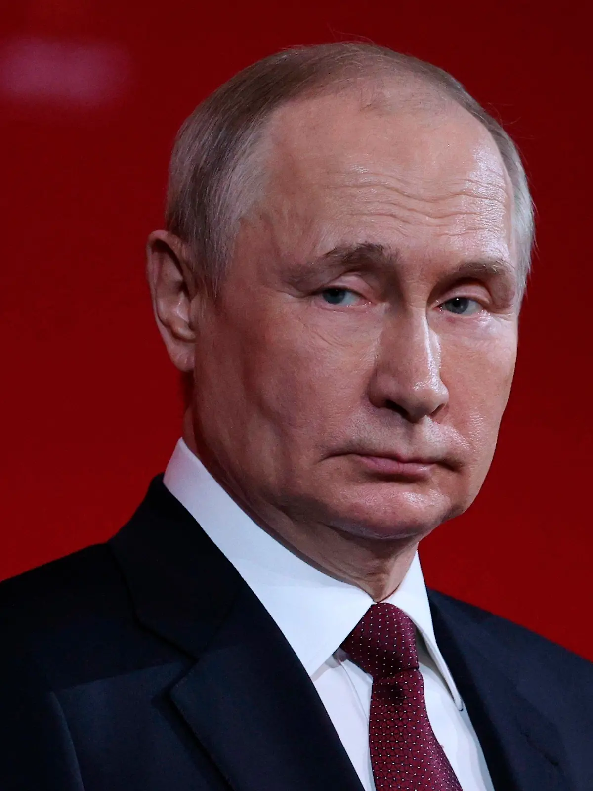 ARCHIV - 09.11.2022, Russland, Moskau: Das von der staatlichen russischen Nachrichtenagentur Sputnik via AP veröffentlichte Bild zeigt Wladimir Putin, Präsident von Russland, bei einer Zeremonie anlässlich des 75. Jahrestages der Russischen Föderalen Medizinisch-Biologischen Agentur. Wladimir Putin wird nach Angaben des Gastgeberlands Indonesien nicht persönlich am G20-Gipfel auf der Insel Bali teilnehmen. Foto: Sergei Bobylev/Pool Sputnik Kremlin/dpa +++ dpa-Bildfunk +++