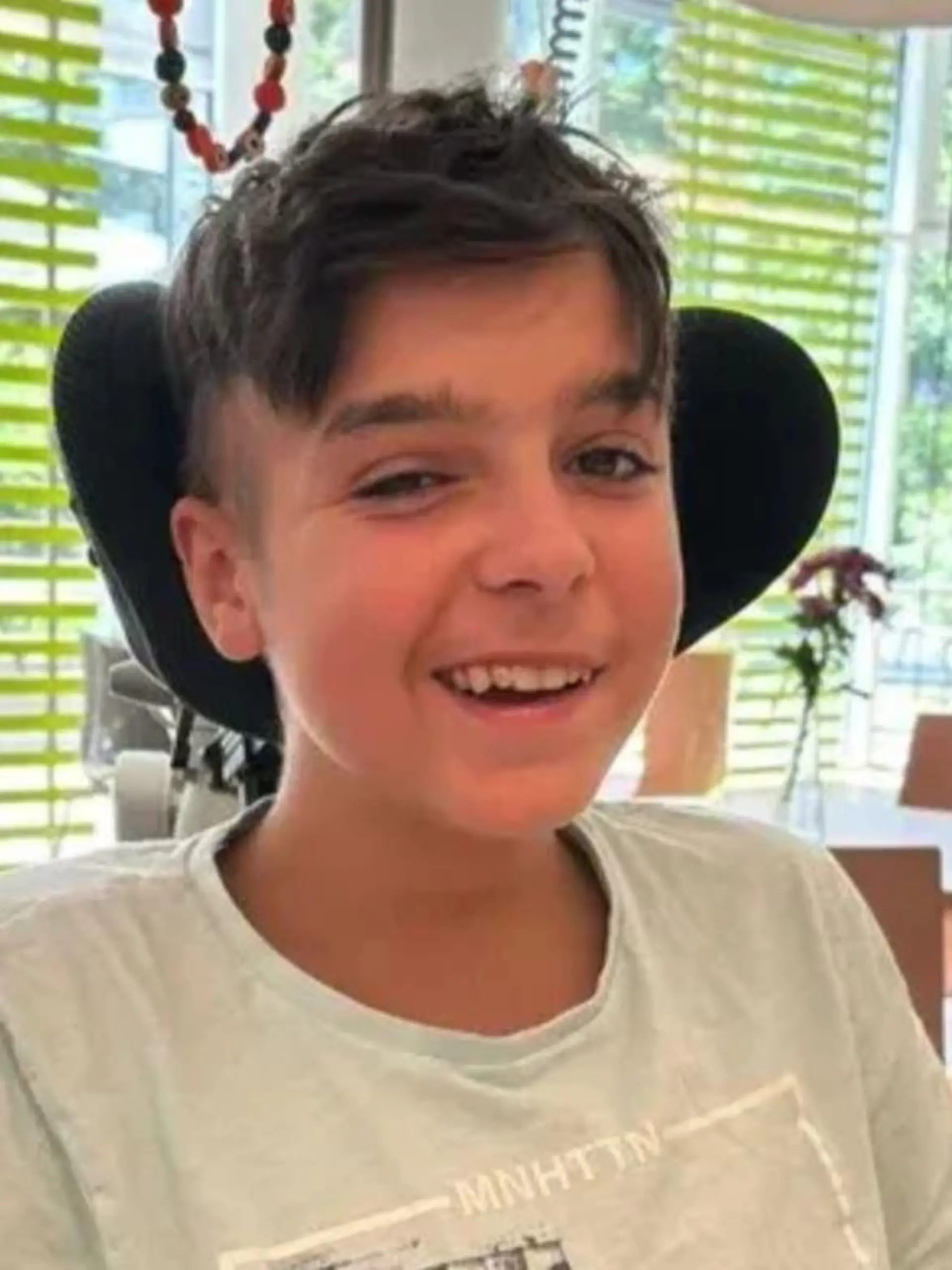 Nicole Müller sammelt Spenden via GoFundMe für den 13-jährigen Jannik, der einen aggressiven Hirntumor hat.