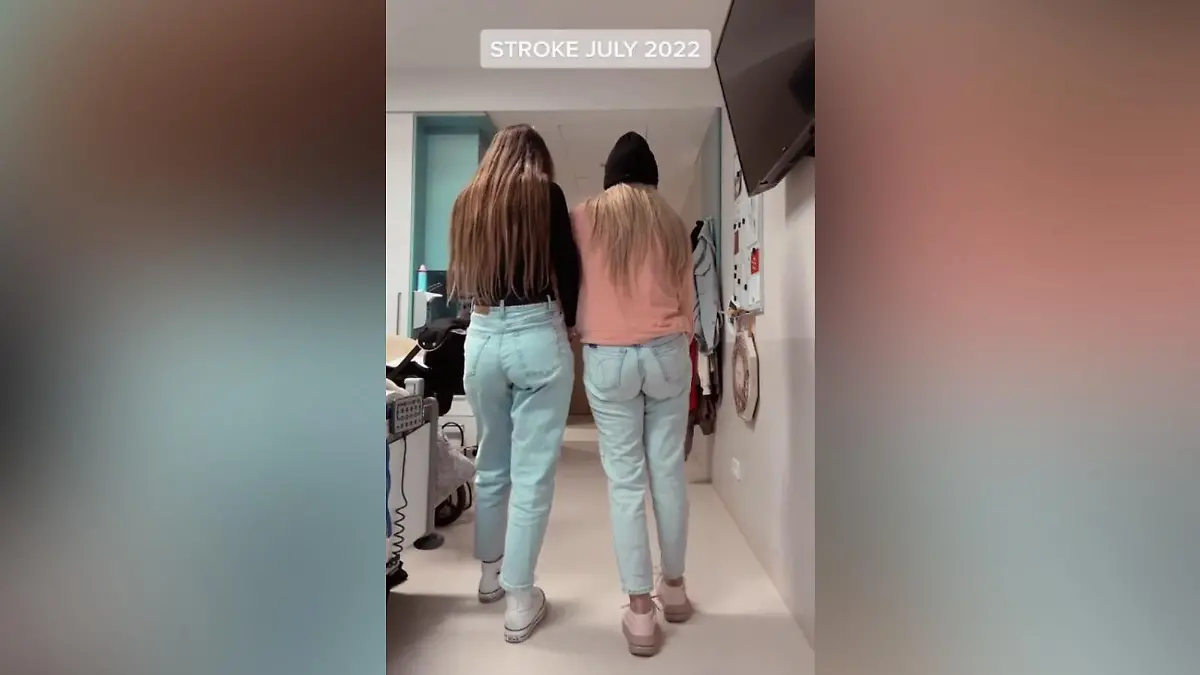 Ina von "Coupleontour" macht ihre ersten Schritte nach dem Schlaganfall.