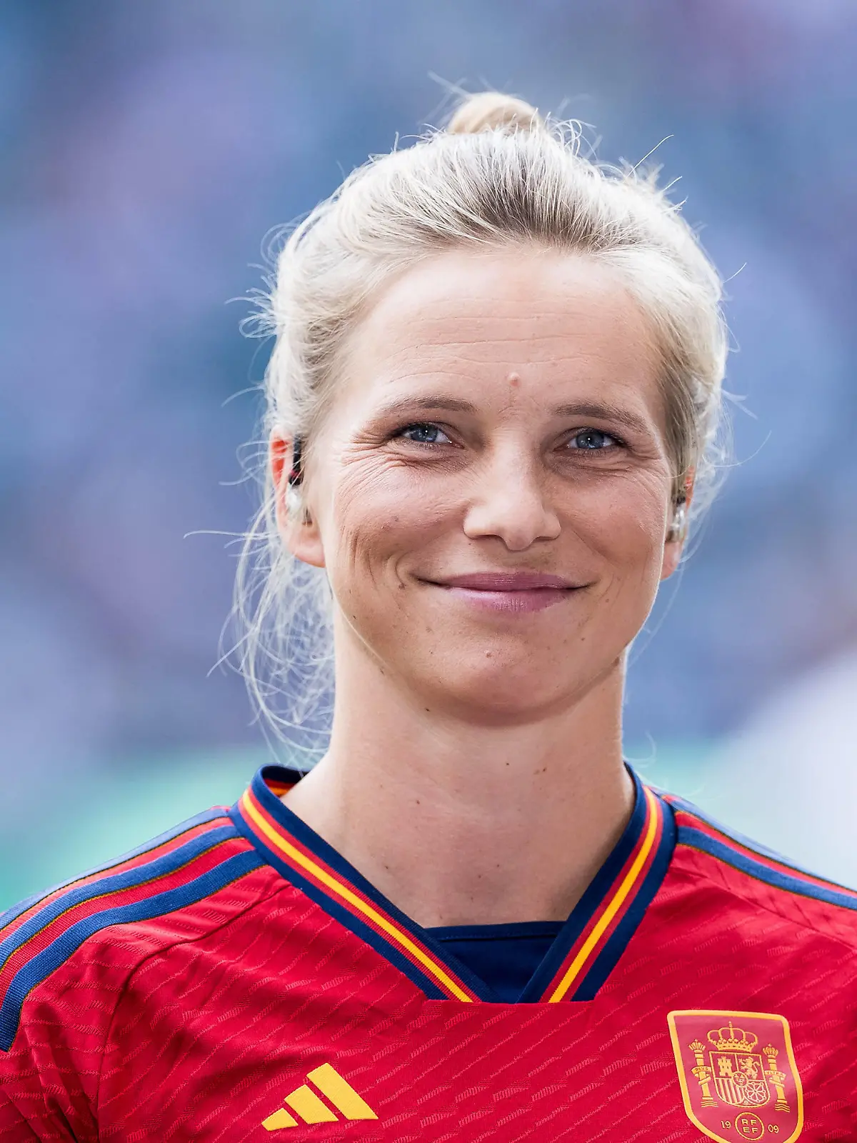 1. Fussball Bundesliga: Borussia Moenchengladbach - FC Bayern Muenchen 02.09.2023 Sky-Expertin Tabea Kemme im Jenni Hermoso Trikot 1. Fussball Bundesliga, Borussia Moenchengladbach - FC Bayern Muenchen, Moenchengladbach, BORUSSIA-PARK DFL REGULATIONS PROHIBIT ANY USE OF PHOTOGRAPHS AS IMAGE SEQUENCES AND/OR QUASI-VIDEO. *** 1 Soccer Bundesliga Borussia Moenchengladbach FC Bayern Muenchen 02 09 2023 Sky Expert Tabea Kemme in Jenni Hermoso Jersey 1 Soccer Bundesliga, Borussia Moenchengladbach FC Bayern Muenchen, Moenchengladbach, BORUSSIA PARK DFL REGULATES PROHIBIT ANY USE OF PHOTOGRAPHS AS IMAGE SEQUENCES AND OR QUASI VIDEO Copyright: xBEAUTIFULxSPORTS/Wunderlx
