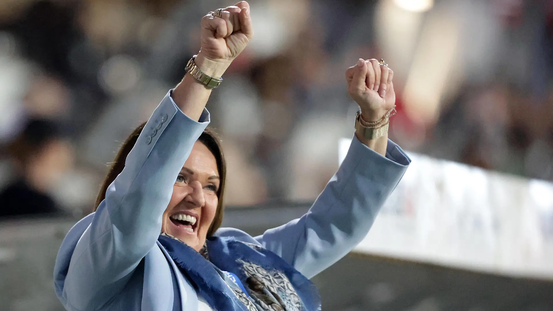 SOCCER - BL, LASK vs Hartberg PASCHING,AUSTRIA,08.OCT.22 - SOCCER - ADMIRAL Bundesliga, Linzer ASK vs TSV Hartberg. Image shows the rejoicing of president Brigitte Annerl Hartberg. PUBLICATIONxNOTxINxAUTxSUIxSWE GEPAxpictures/xWalterxLuger