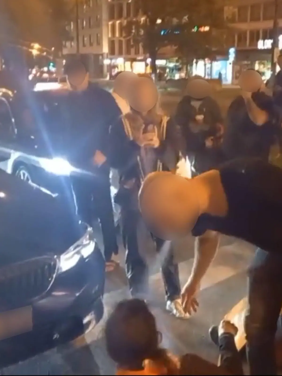Aggressionen bei Straßenblockade der "Letzten Generation" in München.