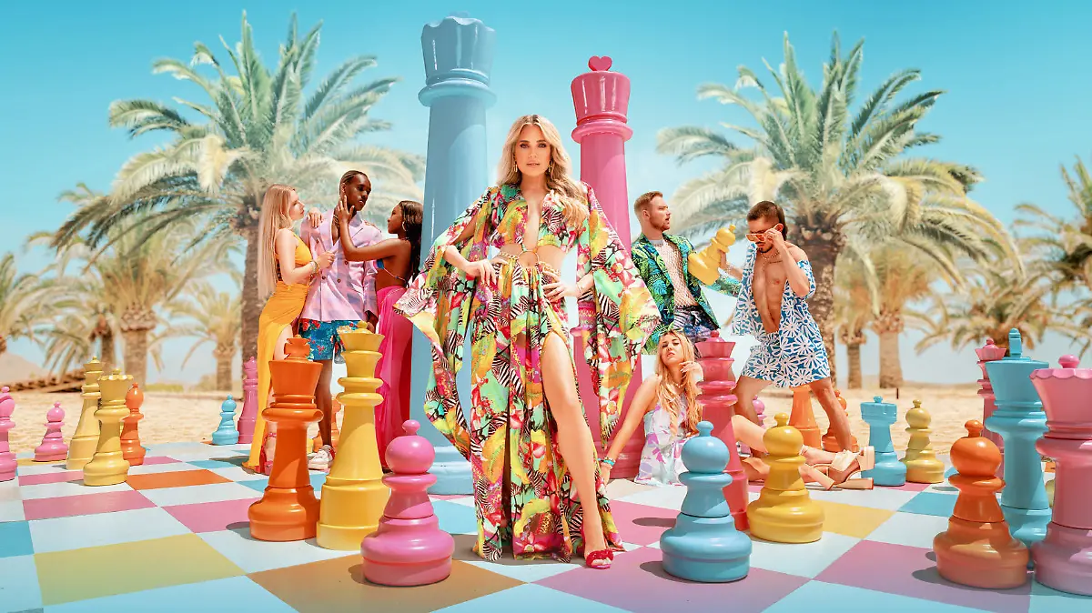 Nach über einem Jahr Pause kehrt das Original der Reality-Dating-Shows unter der Sonne Griechenlands wieder zurück! Moderiert wird die Liebessuche wieder von Sylvie Meis.