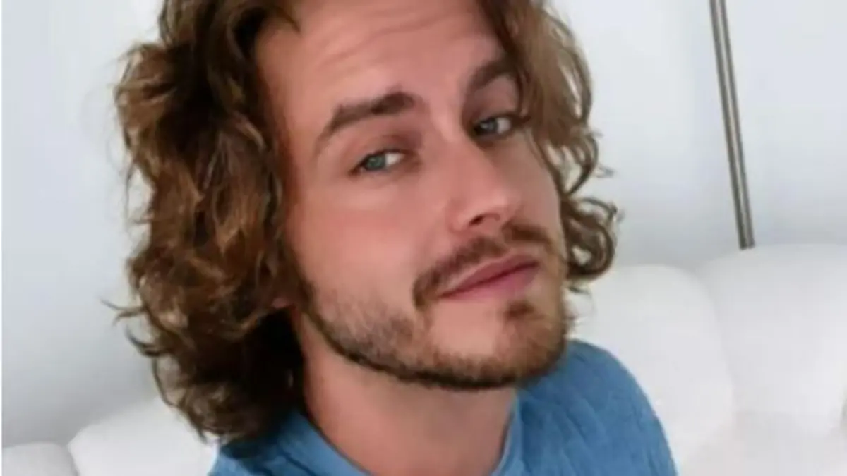 Julian Claßen mit lockiger Haarpracht.