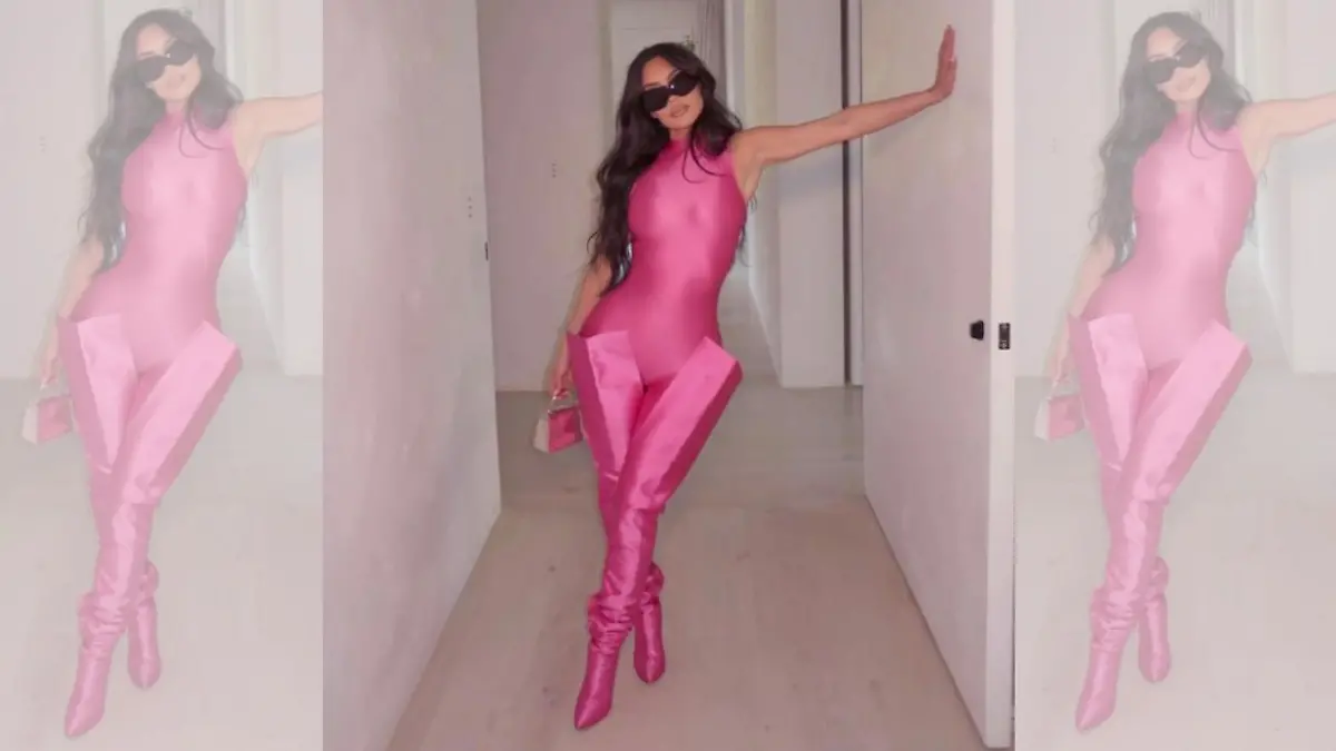Kim Kardashian als Pink Power Ranger Mitte April.