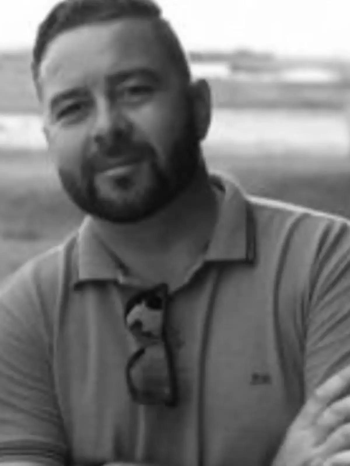Schockierende Nachricht: Der 38-jährige Pilot Otavio Augusto Munhoz da Silva ist tot! Vor einem Jahr überlebte der Brasilianer einen Absturz und wurde nach 13 Tagen lebend im Amazonas-Regenwald gefunden. Doch dieses Mal überlebt er der Flugzeugabsturz nicht. Seine Familie ist in tiefer Trauer.