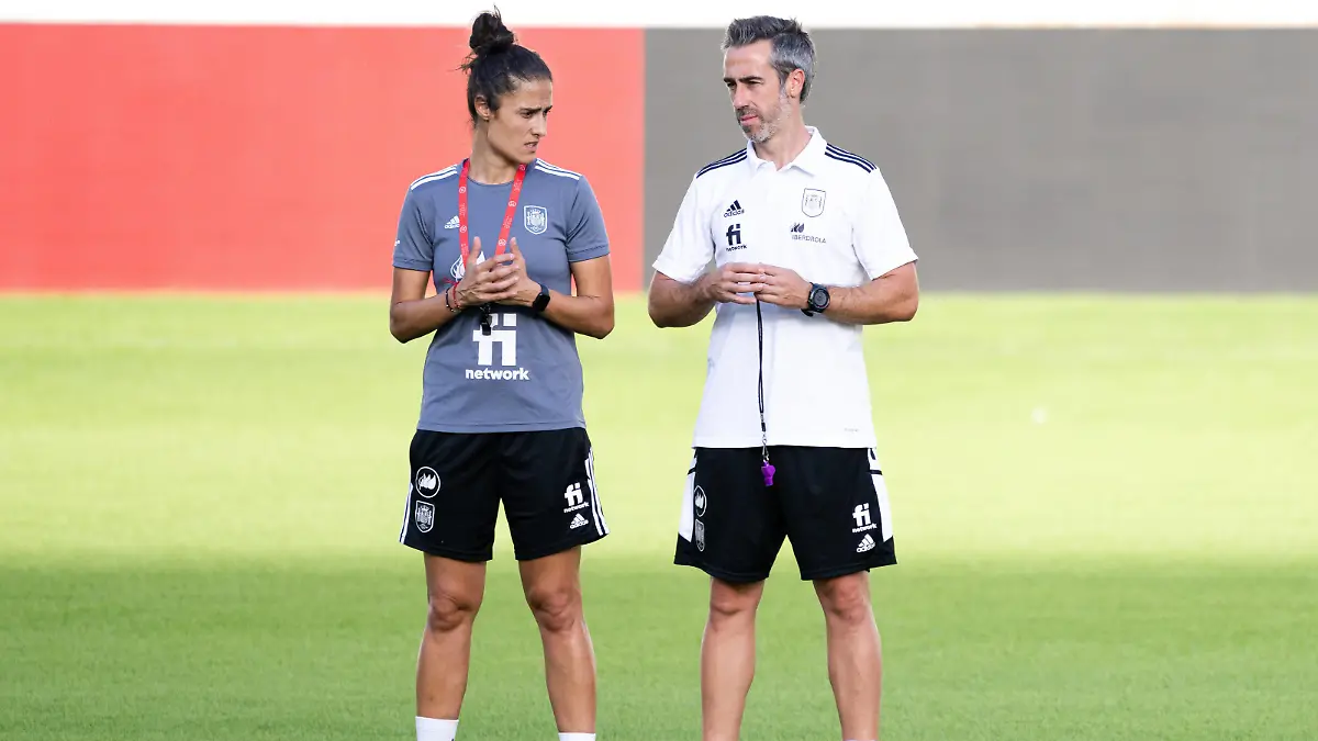 221006 Assistant coach Montserrat Tom and Coach Jorge Vilda of Spanish women s national football team at a training session on October 6, 2022 in Cordoba. Photo: Ludvig Thunman / BILDBYRAN / kod LT / LT0423 fotboll football soccer fotball träning practice training spanien spain dam bbeng *** 221006 Assistant coach Montserrat Tom and Coach Jorge Vilda of Spanish women s national football team at a training session on October 6, 2022 in Cordoba Photo Ludvig Thunman BILDBYRAN code LT LT0423 football football soccer fotball tränning practice training spain spain women bbeng, PUBLICATIONxNOTxINxSWExNORxAUT Copyright: LUDVIGxTHUNMAN BB221006LT108