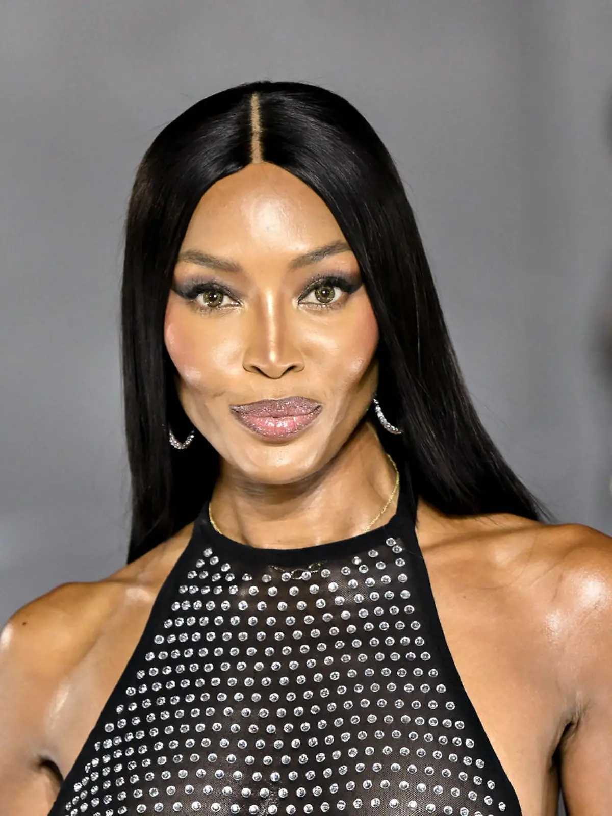 Bild zu: "Naomi Campbell stolziert über ihren Laufsteg"