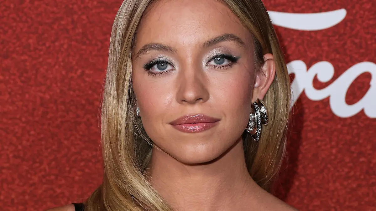 Variety 2023 Power Of Young Hollywood Celebration American actress Sydney Sweeney wearing Mara Paris and Ralph Masri rings arrives at the Variety 2023 Power Of Young Hollywood Celebration held at NeueHouse Los Angeles on August 10, 2023 in Hollywood, Los Angeles, California, United States. NeueHouse Los Angeles, Hollywood, Los Angeles, California California United States PUBLICATIONxNOTxINxFRA Copyright: xImagexPressxAgencyx originalFilename: collin-variety2230810_npmO8.jpg