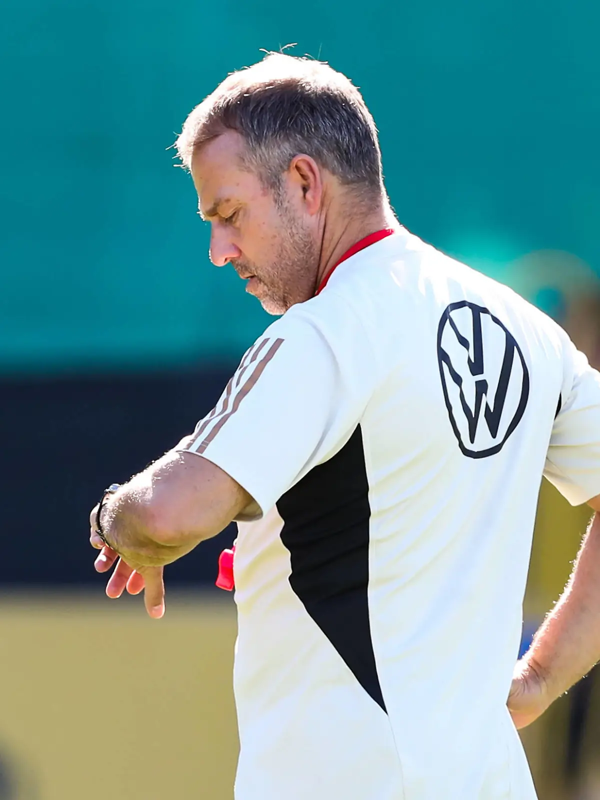Bundestrainer Hansi Flick Deutschland - Training Nationalmannschaft Deutschland hinter der AOK Arena in Wolfsburg - Fussball,Deutschland,06.09.2023 *** National coach Hansi Flick Germany training national team Germany behind AOK Arena in Wolfsburg football,Germany,06 09 2023